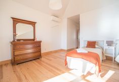 Others 2 Superb Flat Cathedral & River View
