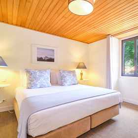 Room1辛特拉幸福一隅飯店,Algueirão-Mem Martins飯店