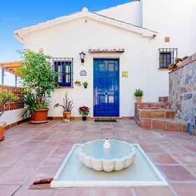 Primary image 1 1133 Villa Dachita, Hotel Alcaucín