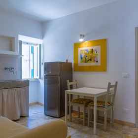 Primary image 1 アパルタメンティ ディエトロ ランゴロ, パルコ ミネルバ ホテル