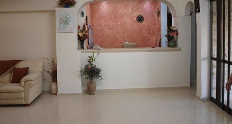 Others 2 Hotel Pyrgos