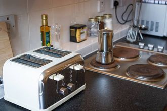 기타 4 Cozy Apartment near The Meadows