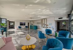 기타 2 Leaf Port Hotel