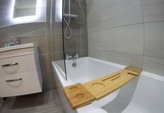 Others 3 Boutique Penthouse Apartment