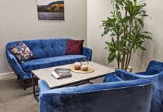 Others 2 Canyon Hotell