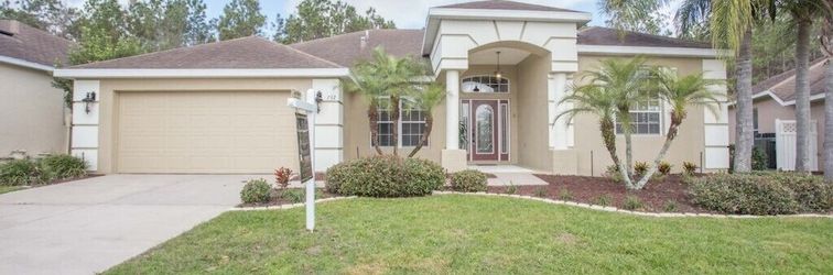 Others 732bd 4 Bedroom Villa by RedAwning