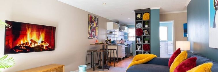 Others Spacious Central City Apartment with Parking