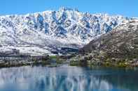 Others Remarkable Lake View Townhouse Queenstown Hill