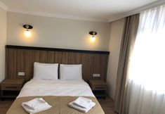 Others 6 Taksim 8 Suites