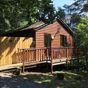 Primary image 1 เรน 23 ฮอท ทับ, โรงแรม & ที่พัก Meidrim