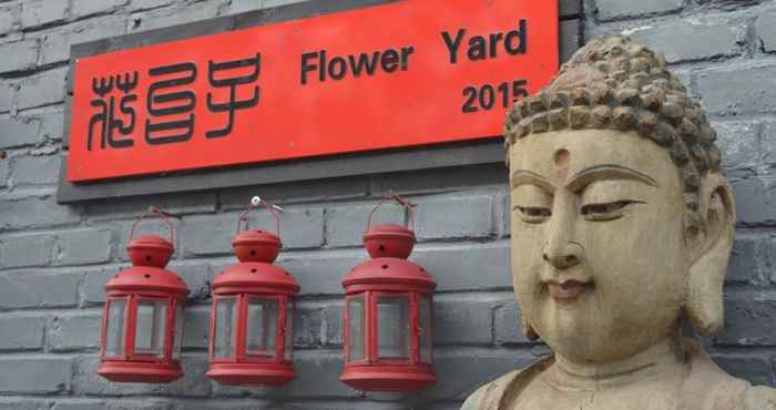 Lainnya Flower Yard