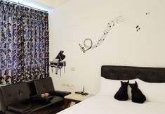 Others 5 Music Heart Guest House