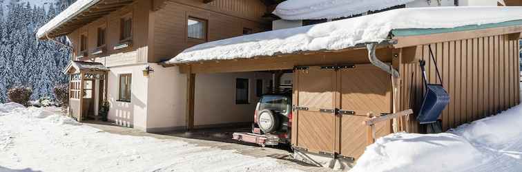 Others Modern Apartment in Saalbach-hinterglemm Near Ski-area