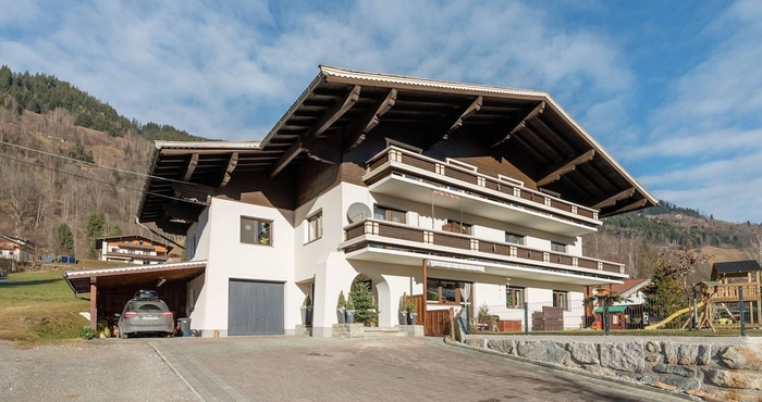 Others Beautiful Apartment in Salzburg With Balcony