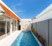 อื่นๆ 5 Signature Villas by TropicLook