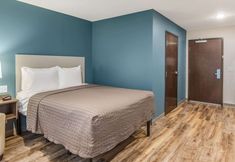Others 6 WoodSpring Suites Greenville Haywood Mall