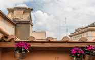 Others 5 Rental in Rome Arco della Ciambella Penthouse