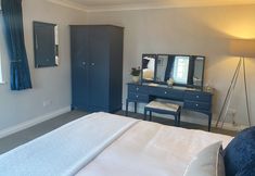 Others 6 Old School House