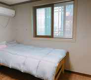 อื่นๆ 5 Ulsan Guesthouse by Sleeping Pong - Hostel