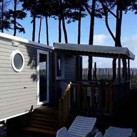 Primary image 1 Tourne pied à Collier, Hotel Dwelling Hôtel La Croix D'or