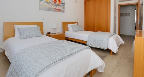 Khác 2 3-bedroom Apt, Sleeps 6, Pool, Gym & Jacuzzi