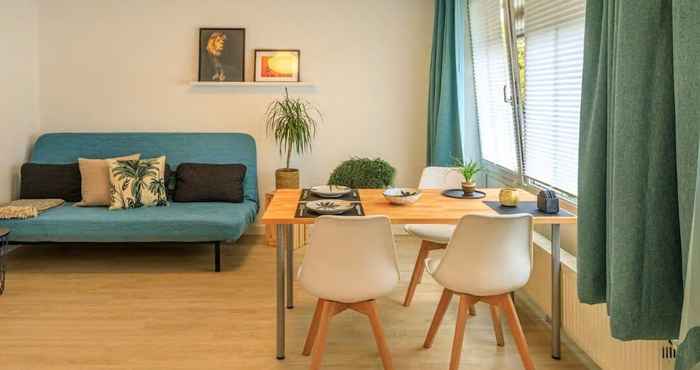 อื่นๆ Spacious Design Apartments near Center