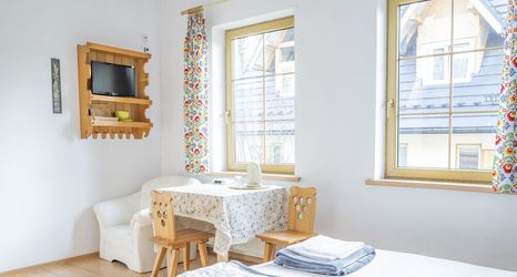 Others 2 Willa Ślimakówka