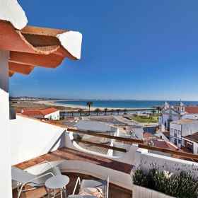 Primary image1鹽味小屋,Arch of Sao Goncalo飯店