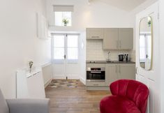 Khác 4 The Old Parsonage