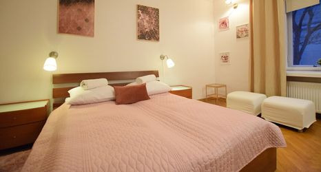 Others 2 Elegant Apartment Universitas