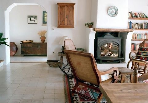 Lain-lain Las Chimeneas