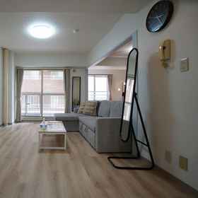 Room 1 Shimaya Building 302, Odori Park Hotels