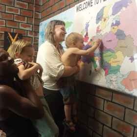 Primary image1Plastic Bottles House,瓦基索飯店