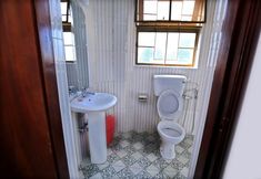 其他 3 Discovery Courts Hotel