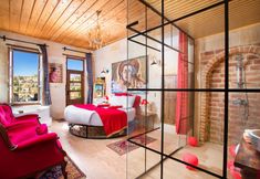 Others 7 Carna Cave Hotel