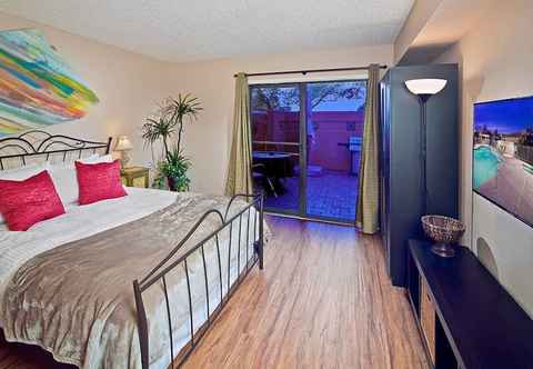 Others Tempe Escape · Prime Location, Sparkling Pool, Bbq, Tennis Court