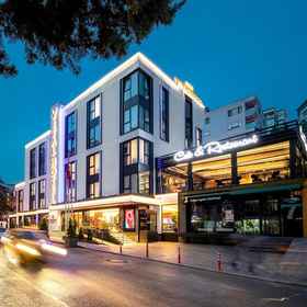 Primary image1富利亞維塔飯店,阿奇巴丹马斯拉克阿奇巴丹医疗保健公司直升机场飯店