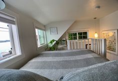 Others 3 Bodhi's BumGalow