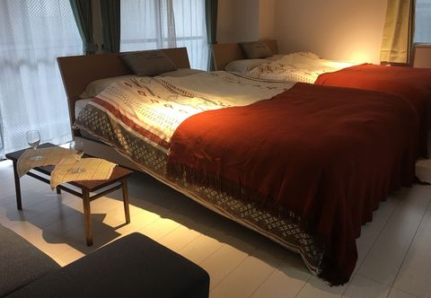 Others G&R House 102