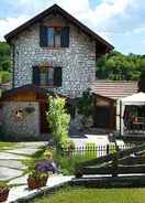 Primary image Independent Cottage in Ponte Nelle Alpi With Private Garden