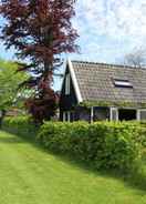 Imej utama Peacefule Holiday Home for 2 People in Heiloo near Egmond