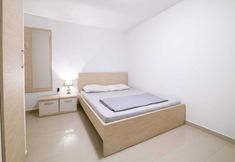 อื่นๆ 2 Elegant Holiday Home in Privlakaw With Garden