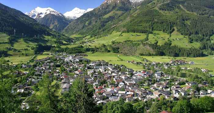 Others Sunny Hillside Apartment in Mittersill near Public Transport