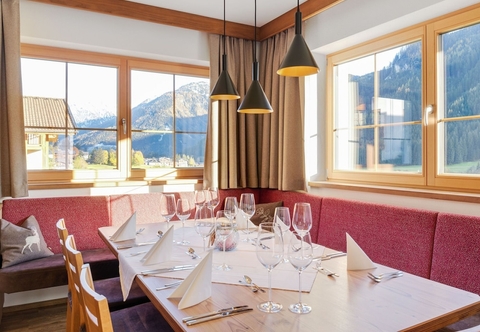 Lain-lain Modern Apartment With Sauna in Konigsleiten Near the Zillertal Arena ski Area