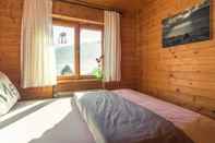 Others Charming Wooden Chalet With Balcony in Piesendorf/salzburger Land