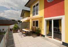 Others 7 Large Chalet in Piesendorf With Sauna