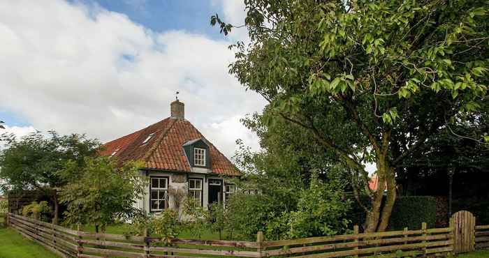 Others Fairytale Cottage in Nes Friesland With Garden and Terrace