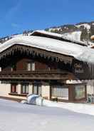 Imej utama Lovely Chalet in Saalbach-hinterglemm With Sauna