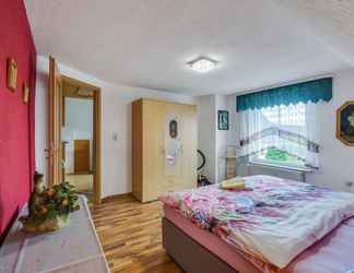 Lainnya 2 Cozy Apartment in Lichtenhain With Garden