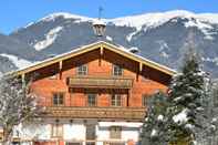 Lain-lain Serene Cottage in Neukirchen am Großvenediger near Ski Area